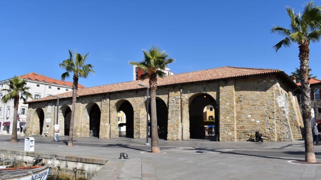 Appartamento Ap Semedela Capodistria Esterno foto